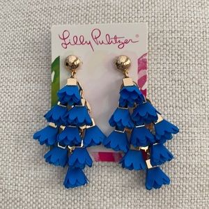 NEW - Lilly Pulitzer Hey Bouquet Earring.
